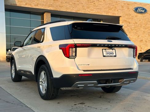 New 2026 Ford Explorer Active w/ Active Comfort Package image 34