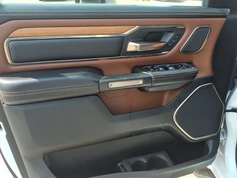 Used 2019 RAM 1500 Limited AWD/4WD image 9