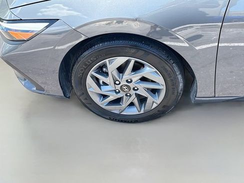 Certified 2024 Hyundai Elantra SEL FWD image 29
