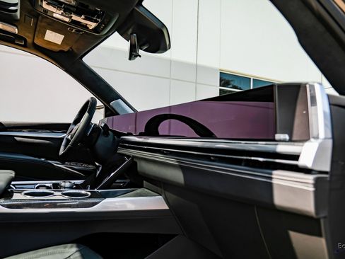 Used 2025 Cadillac Escalade V image 45