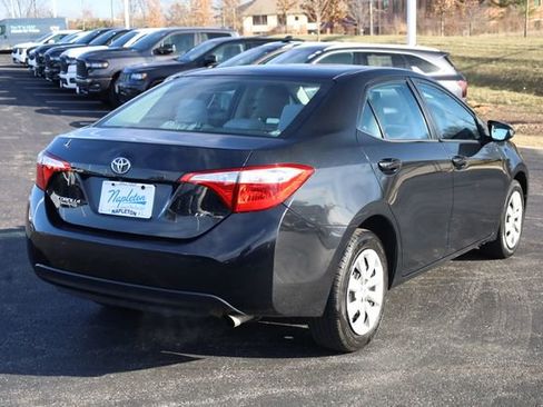 Used 2015 Toyota Corolla LE image 4