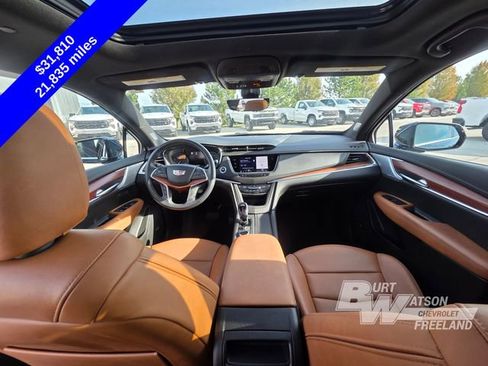 Used 2024 Cadillac XT5 Premium Luxury w/ Technology Package image 9