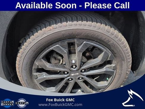 Used 2020 GMC Terrain SLE w/ Driver Convenience Package AWD/4WD image 8