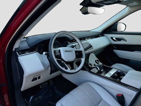 Certified 2022 Land Rover Range Rover Velar R-Dynamic S AWD/4WD image 12