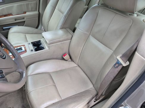 Used 2006 Cadillac STS w/ Preferred Equipment Group image 9