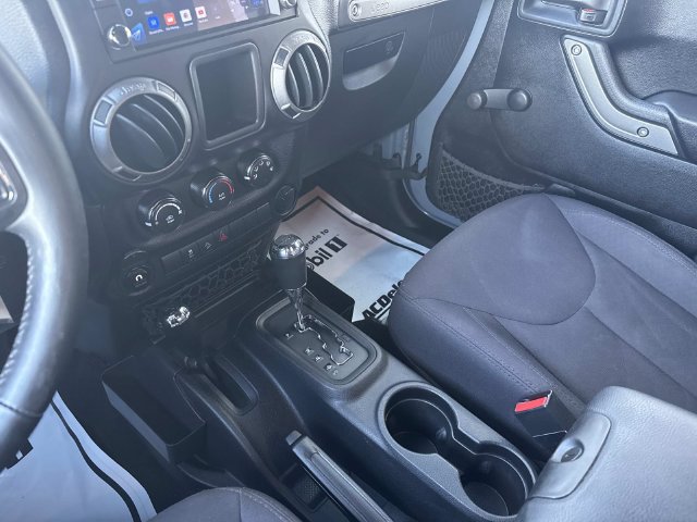 Used 2015 Jeep Wrangler Sport AWD/4WD image 61