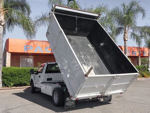 Used 2022 Ford F350 XL w/ Power Equipment Group RWD image 2