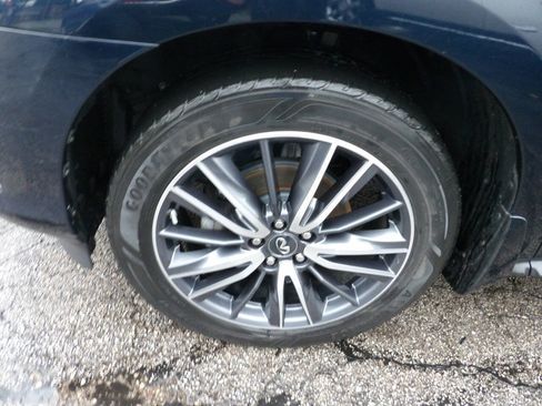 Used 2018 INFINITI QX60 Luxe w/ Deluxe Technology Package AWD/4WD image 5