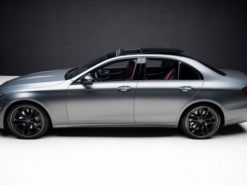 Used 2022 Mercedes-Benz E 53 AMG 4MATIC Sedan image 17