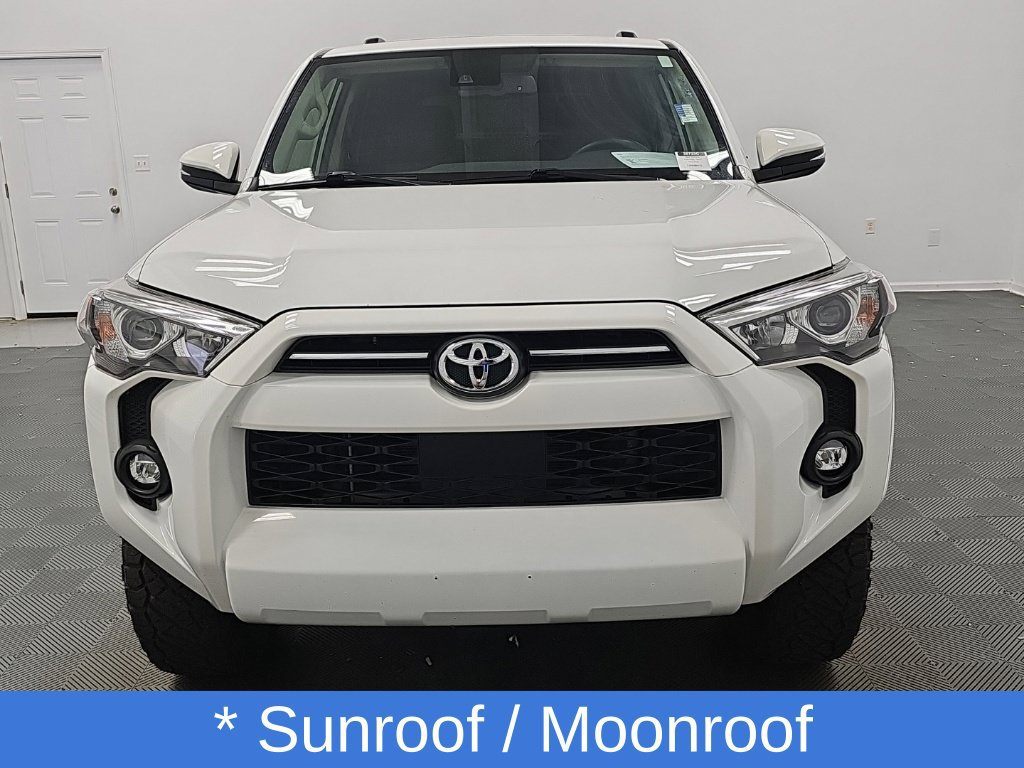 Used 2024 Toyota 4Runner SR5 Premium w/ Moonroof Package RWD image 5