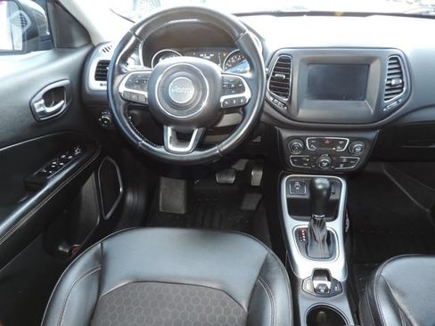 Used 2020 Jeep Compass Latitude FWD image 24