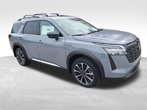 New 2026 Nissan Pathfinder Platinum w/ Lighting Package AWD/4WD image 7