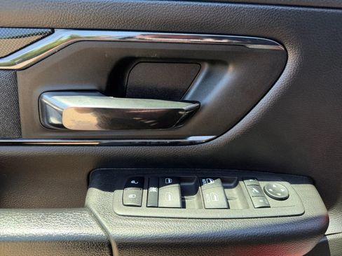 Used 2022 RAM 1500 Big Horn AWD/4WD image 19
