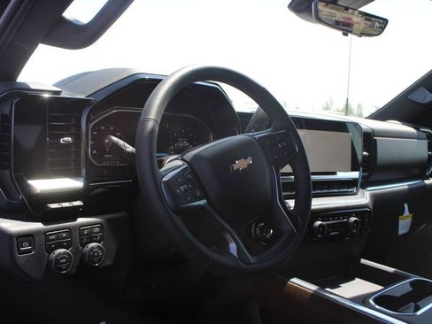 New 2026 Chevrolet Silverado 3500 High Country w/ High Country Premium Package AWD/4WD image 25