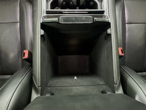 Used 2023 Jeep Wagoneer 2WD image 28