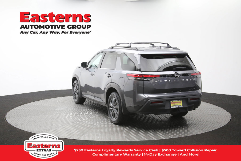 Used 2023 Nissan Pathfinder SV w/ SV Premium Package AWD/4WD image 70