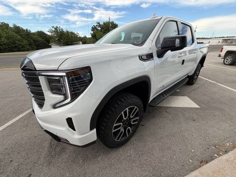 New 2026 GMC Sierra 1500 AT4 w/ AT4 Premium Package AWD/4WD image 34