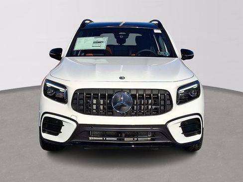 Used 2026 Mercedes-Benz GLB 35 AMG 4MATIC image 2