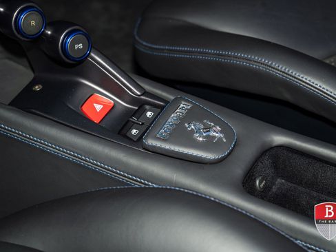 Used 2014 Ferrari 458 Speciale image 37