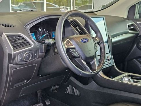 Used 2022 Ford Edge SEL AWD/4WD image 11