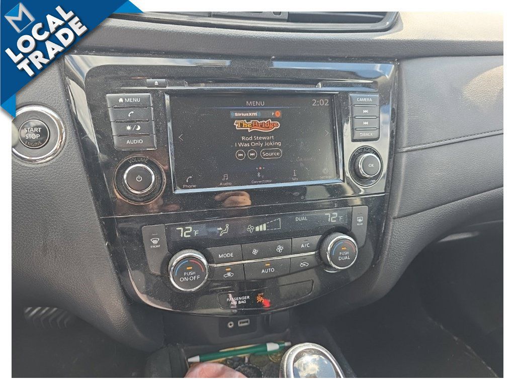 Used 2019 Nissan Rogue SV AWD/4WD image 11