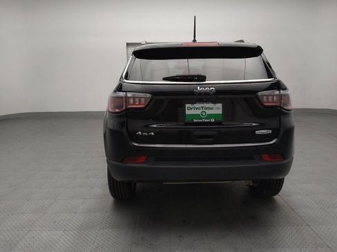 Used 2017 Jeep Compass Latitude image 6
