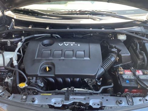 Used 2010 Toyota Corolla LE image 14