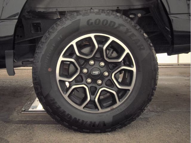 Used 2023 Ford F150 XLT w/ Equipment Group 302A High AWD/4WD image 17