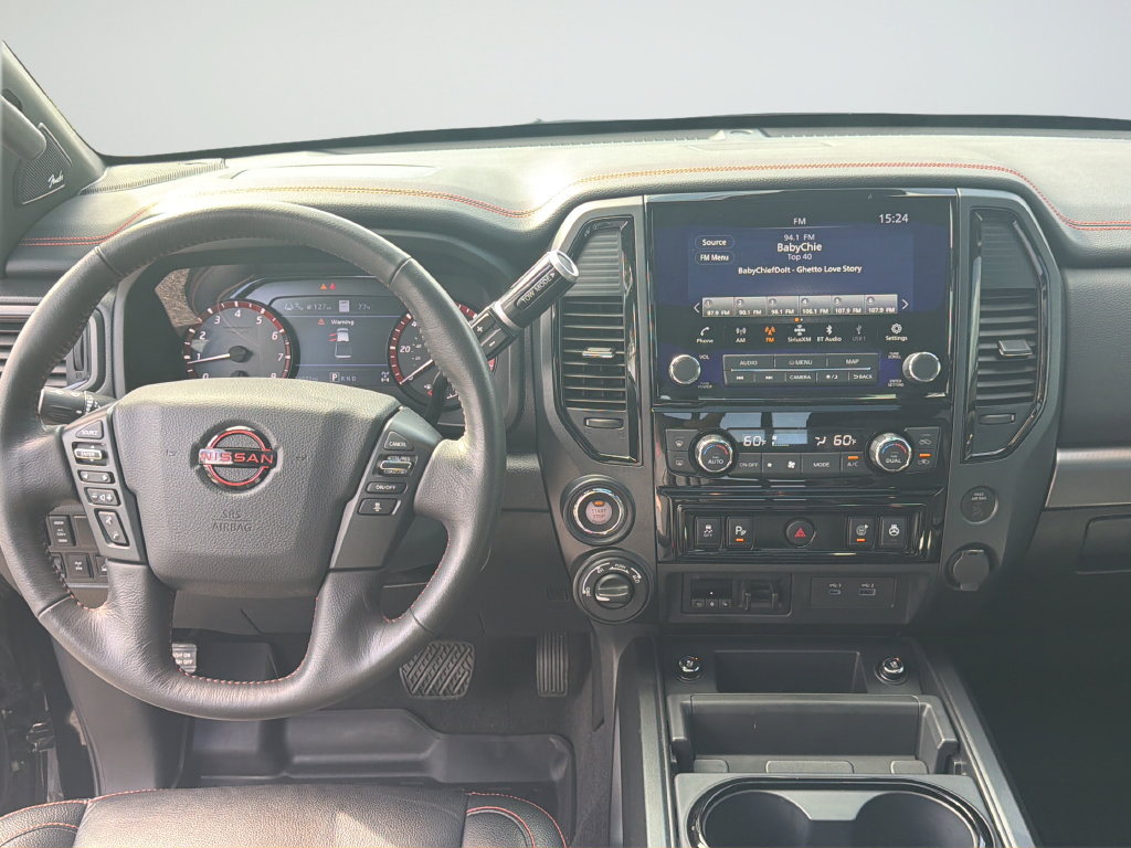 Used 2024 Nissan Titan PRO-4X w/ Pro-4x Convenience Package AWD/4WD image 32