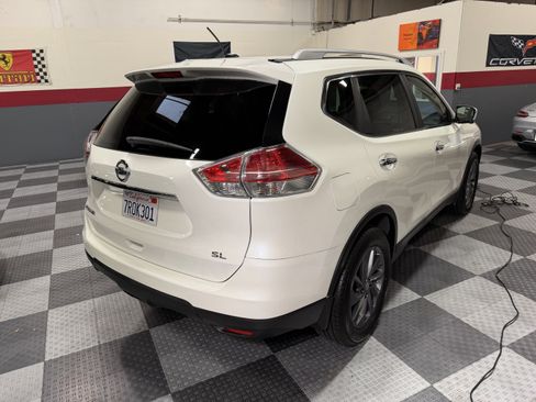 Used 2016 Nissan Rogue SL image 9