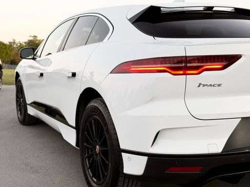 Used 2020 Jaguar I-PACE S image 25