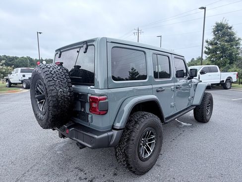 Used 2024 Jeep Wrangler Unlimited Sport AWD/4WD image 6