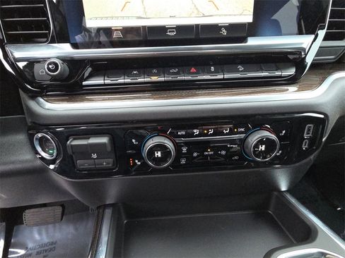 New 2026 Chevrolet Silverado 1500 LT Trail Boss w/ Convenience Package II image 24