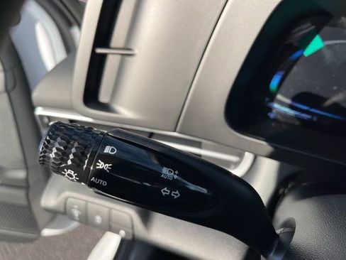 New 2026 Hyundai Elantra SE FWD image 14
