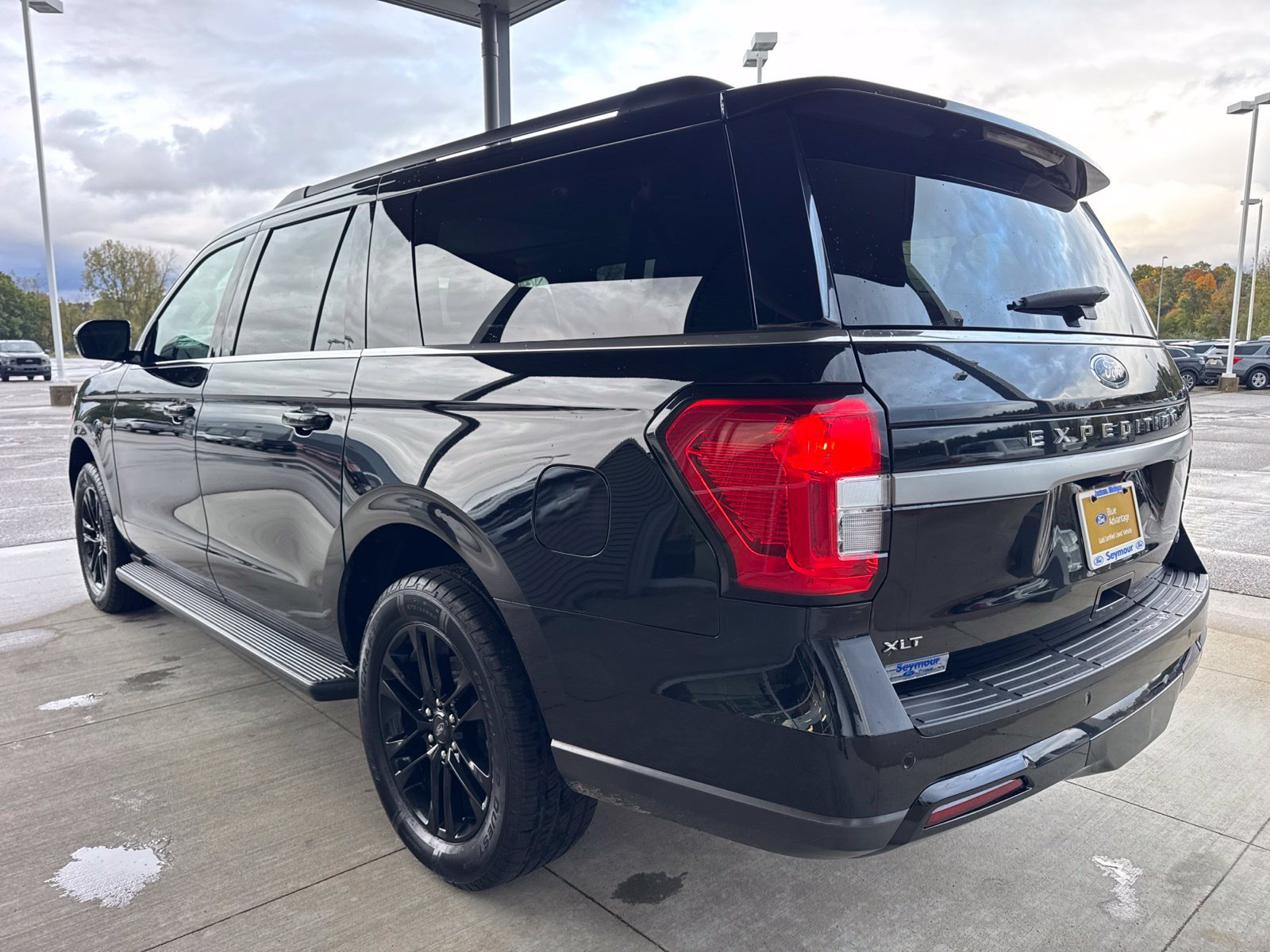 Certified 2024 Ford Expedition Max XLT AWD/4WD image 5