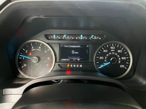 Used 2019 Ford F150 XLT w/ Equipment Group 302A Luxury AWD/4WD image 17