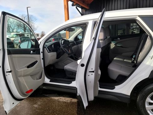 Used 2019 Hyundai Tucson Value w/ Cargo Package image 7