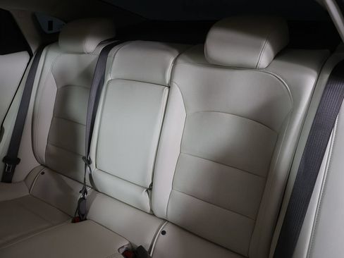 Used 2024 Chevrolet Malibu LT FWD image 33