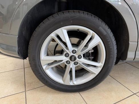 Used 2021 Audi Q3 2.0T Premium w/ Convenience Package AWD/4WD image 18