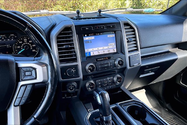 Used 2018 Ford F150 Platinum w/ Equipment Group 701A Luxury RWD image 6