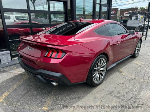 Used 2025 Ford Mustang GT Premium RWD image 2
