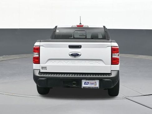 Used 2024 Ford Maverick Lariat image 11