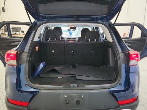 Used 2021 Chevrolet TrailBlazer LT w/ Convenience Package FWD image 19