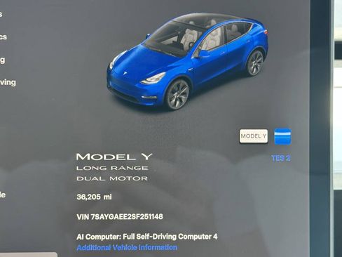 Used 2025 Tesla Model Y Long Range AWD/4WD image 37