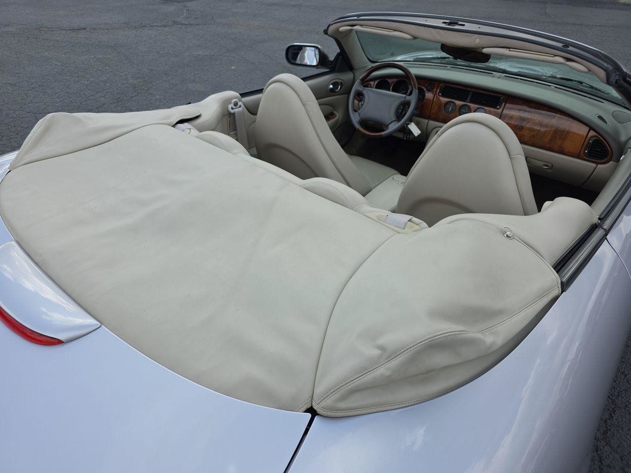 Used 2000 Jaguar XK8 Convertible RWD image 28