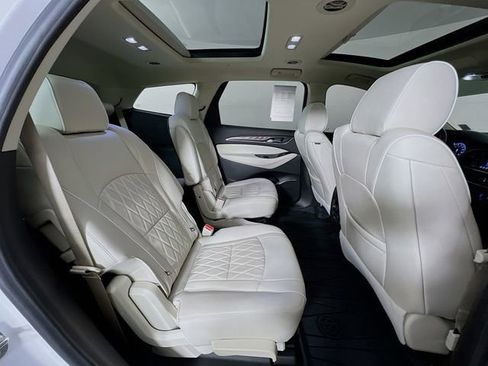 Used 2023 Buick Enclave Avenir w/ Avenir Technology Package image 44