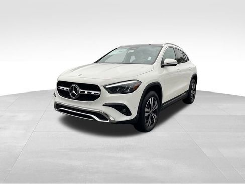 New 2026 Mercedes-Benz GLA 250 4MATIC image 2