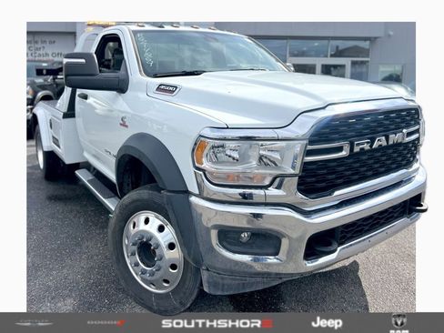 New 2024 RAM 4500 SLT w/ Quick Order Package 2YG SLT AWD/4WD image 2