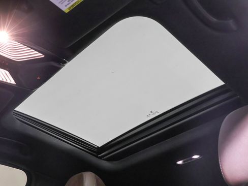 Used 2019 BMW 330i xDrive 330i xDrive image 14