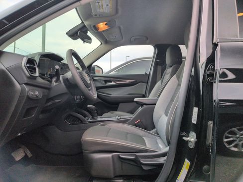 Used 2024 Chevrolet TrailBlazer LT image 12